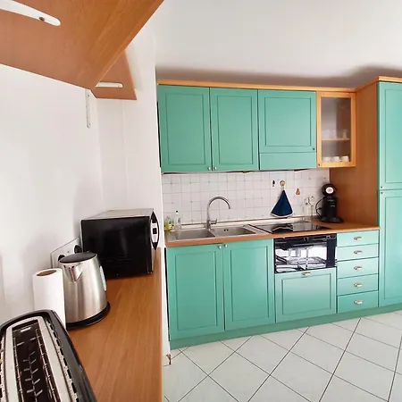 T2 Port - Wifi Clim * Fréjus